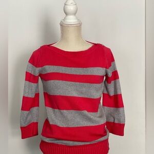 GUC Banana Republic Women's Boat Neck Sweater - Rose Red & Gray
Size Small